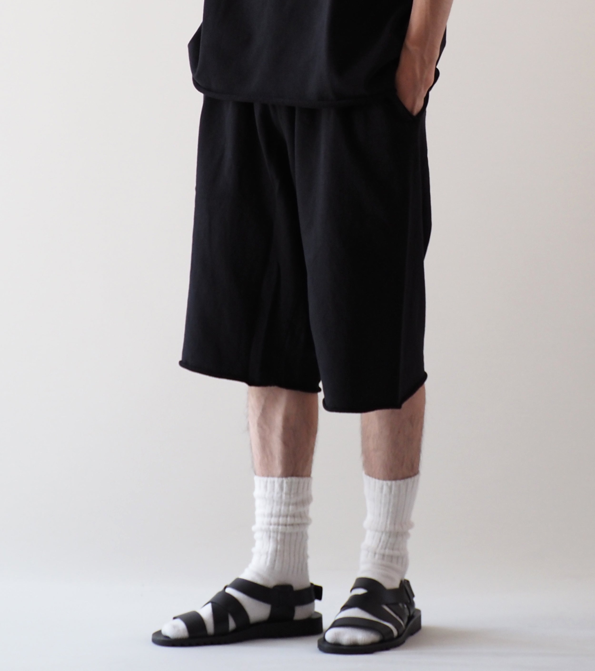 COMOLI LW Cotton French Terry Short Pants, Black