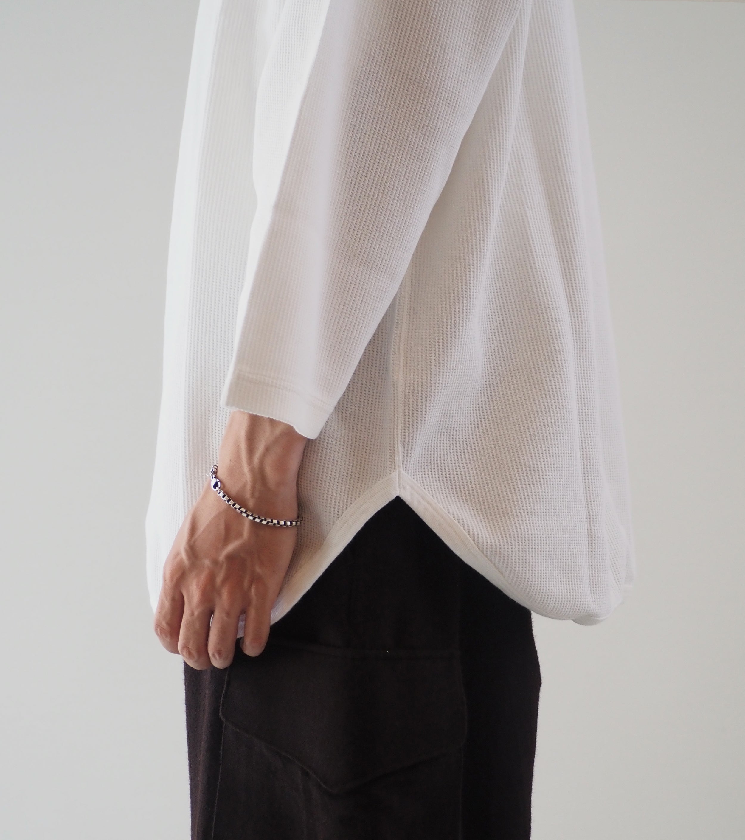 Blurhms Root Stock Rough&Smooth Thermal Baseball Tee,White