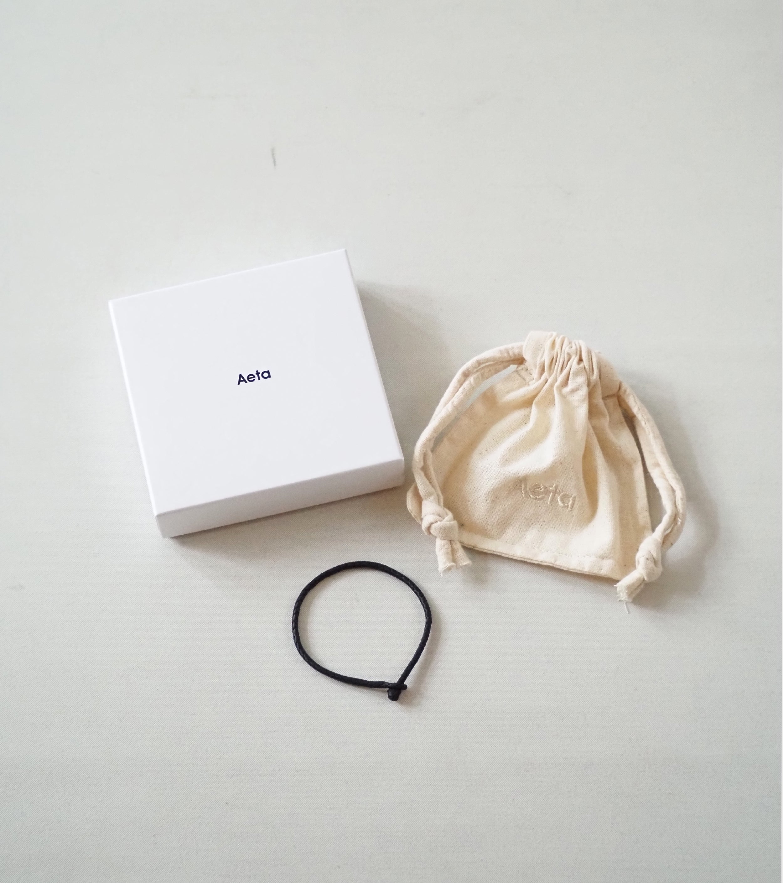 Aeta ブレスレット シングル : M , Black – Navyblue