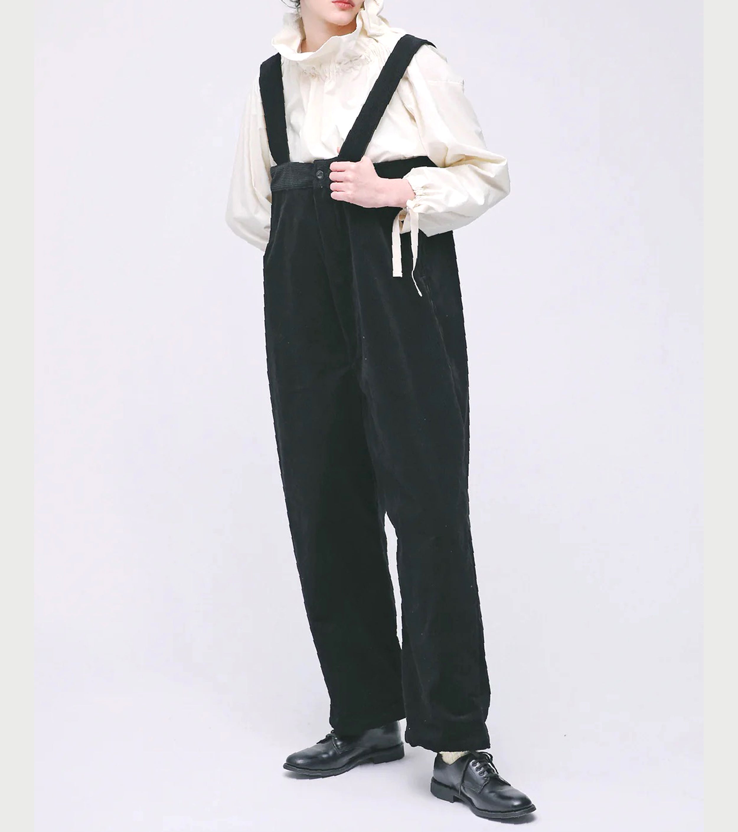 Yarmo High Rise Brace Trousers, Black