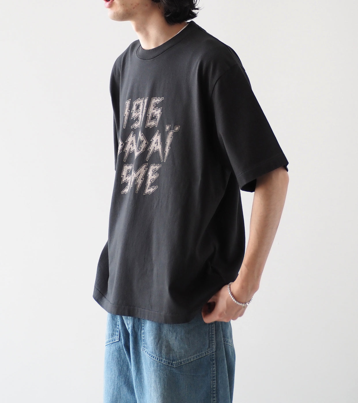 blurhms ROOTSTOCK DADAISM Print Tee WIDE , Ink Black × Ivory-PT