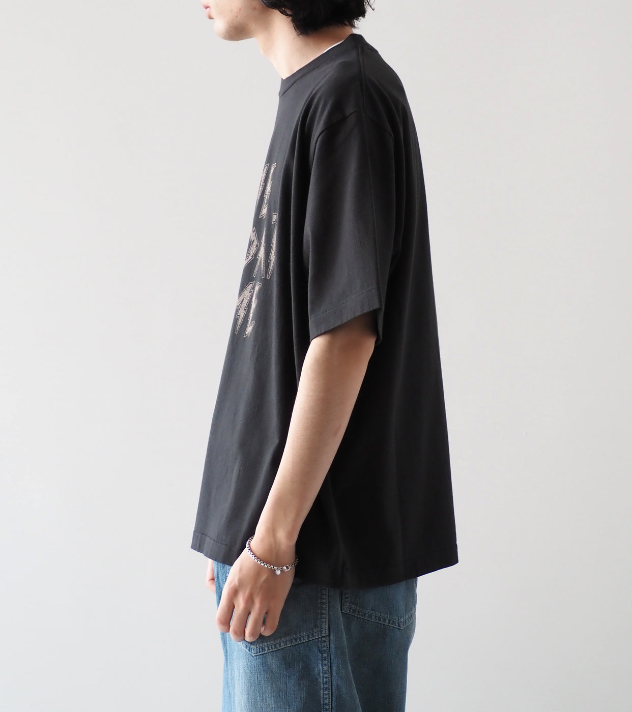 blurhms ROOTSTOCK DADAISM Print Tee WIDE , Ink Black × Ivory-PT