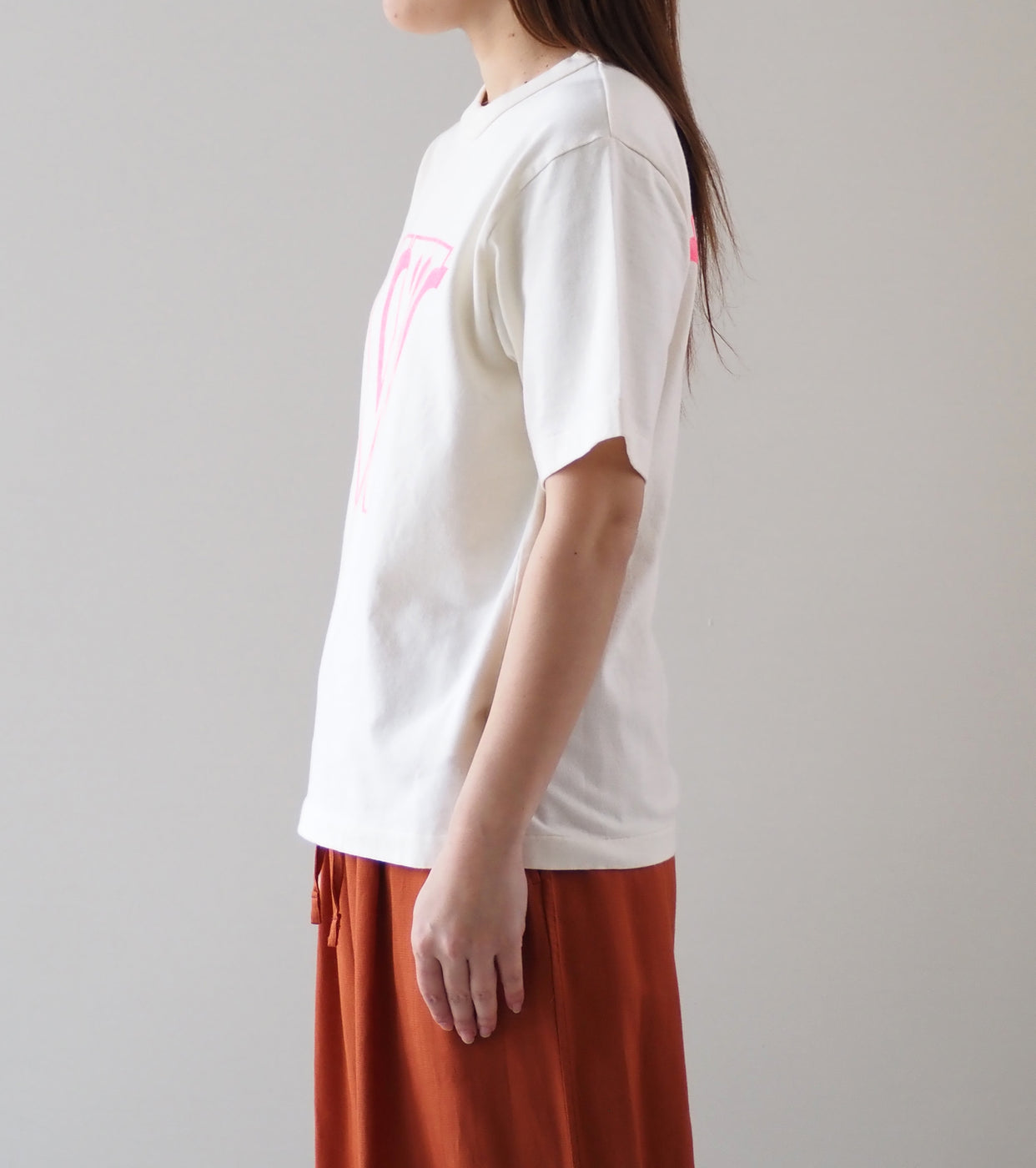 blurhms ROOTSTOCK W-W Print Tee STANDARD , Ivory × Pink-Pt