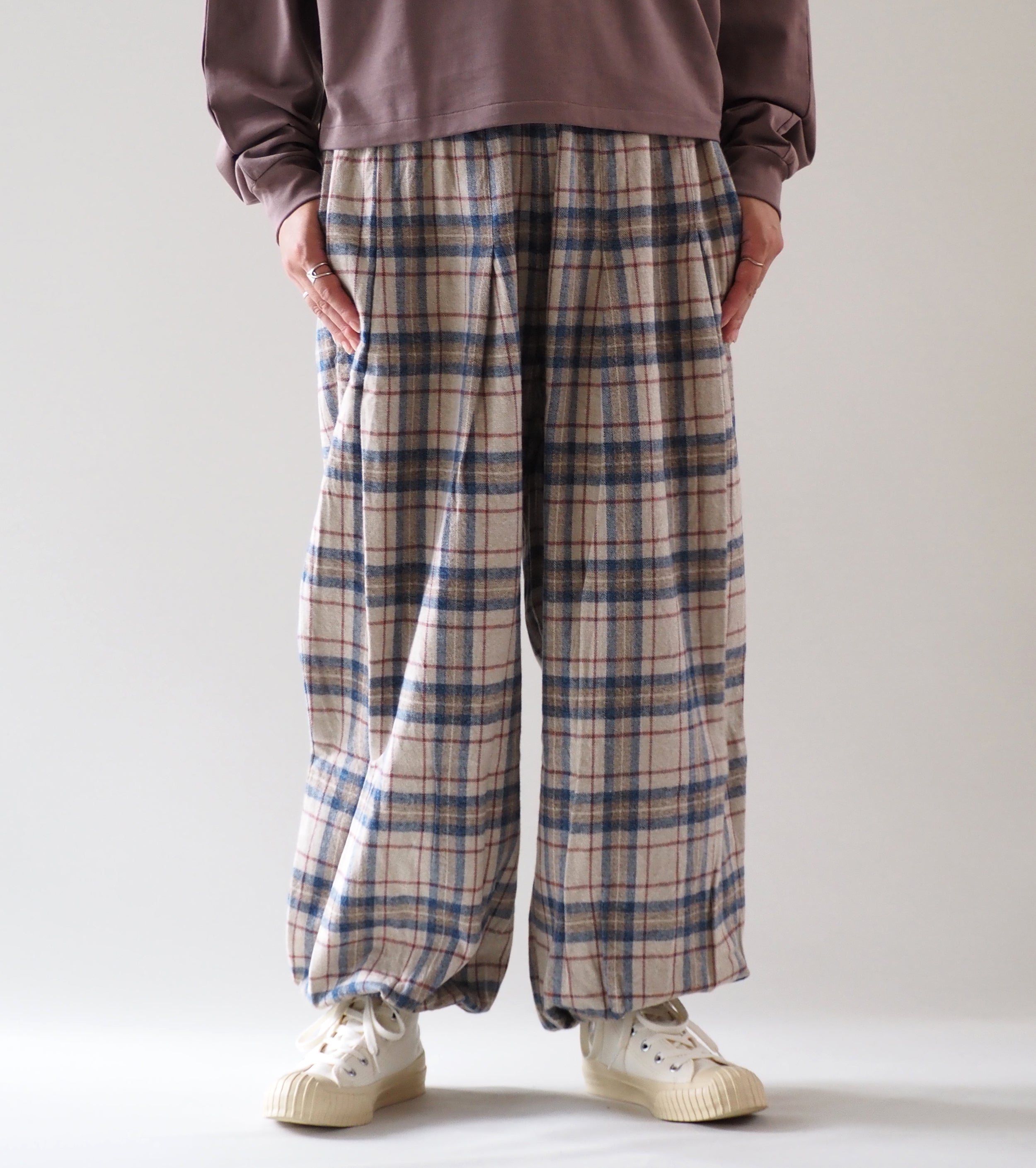 Yarmo Wide Tuck Easy PT Flannel  , Sax Beige