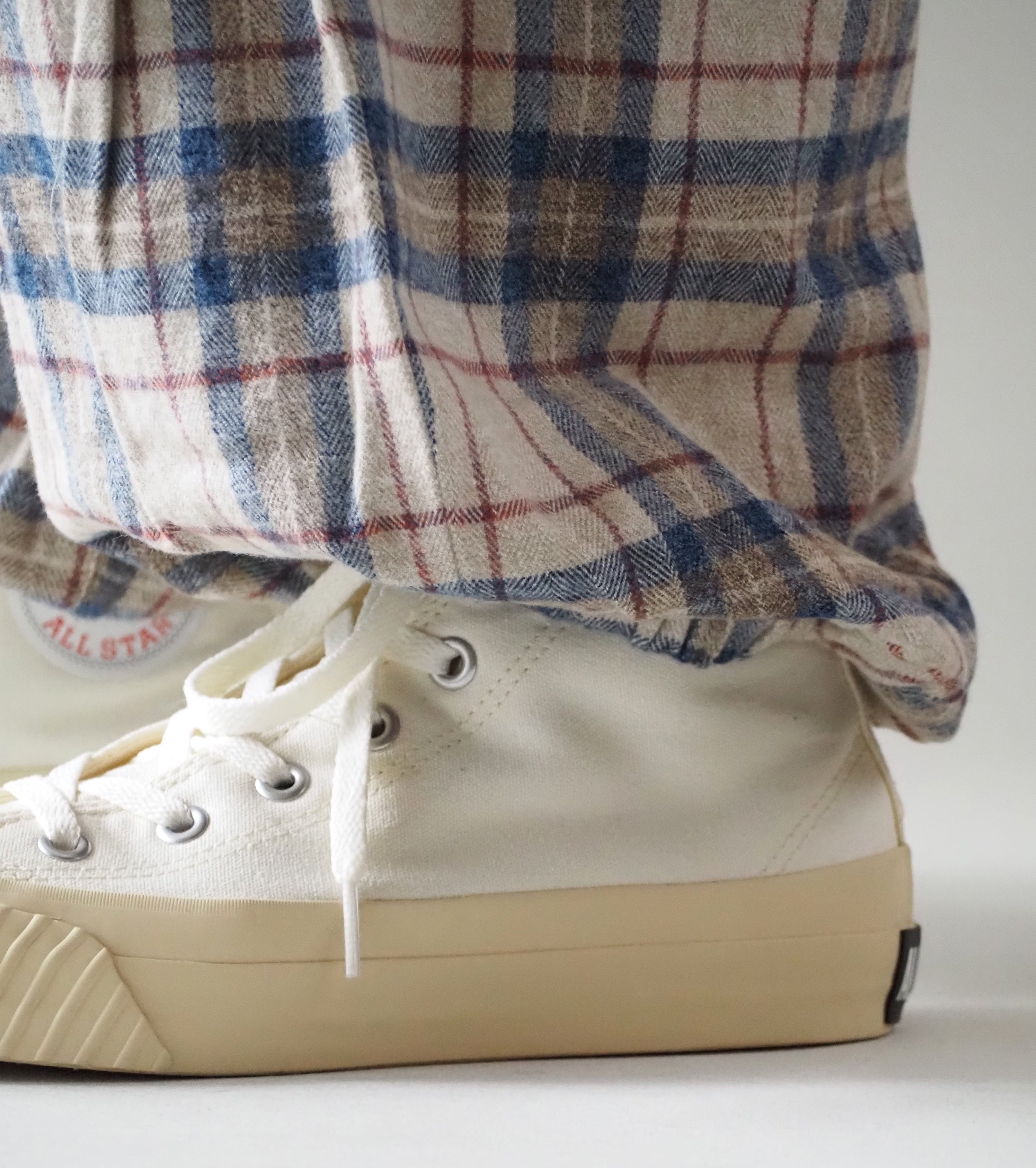 Yarmo Wide Tuck Easy PT Flannel  , Sax Beige