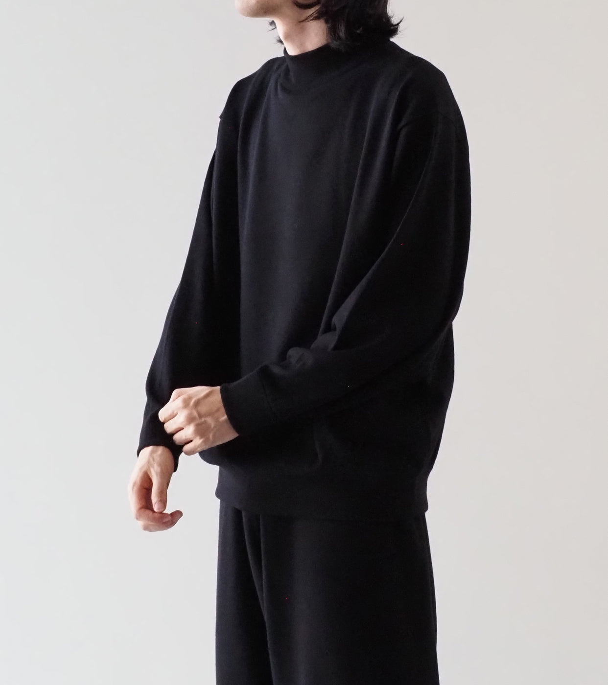 COMOLI Wool Mock Neck Knit , Black