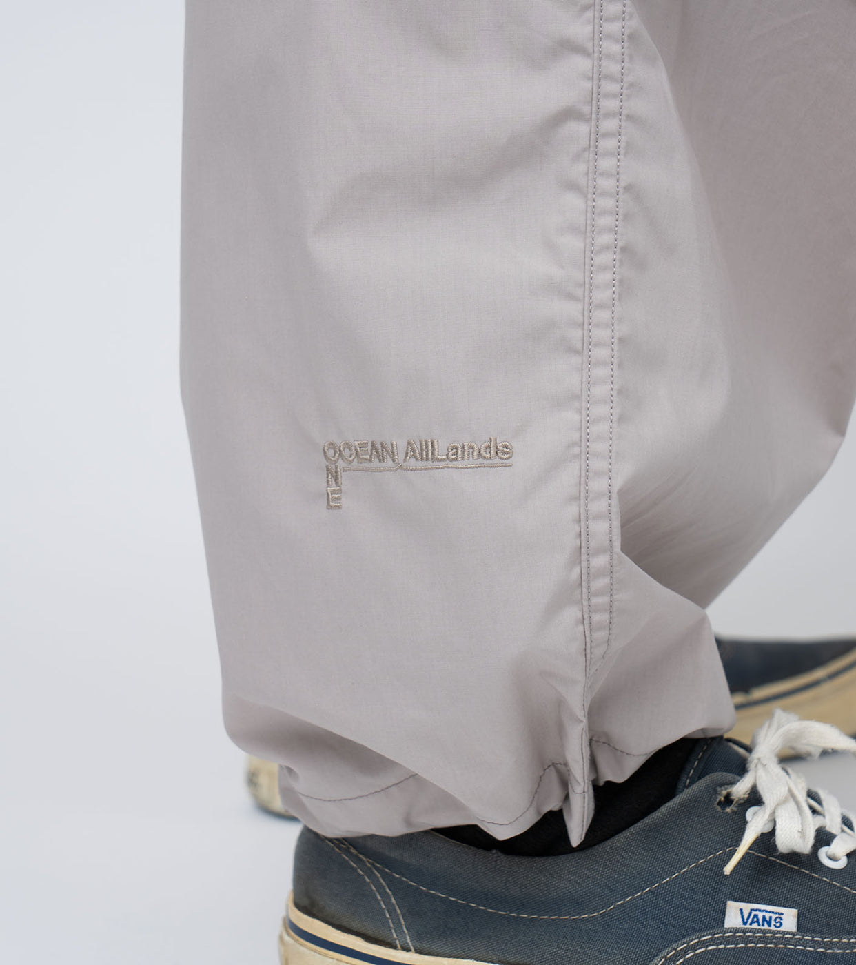 nanamica Cargo Deck Pants , Gray Beige