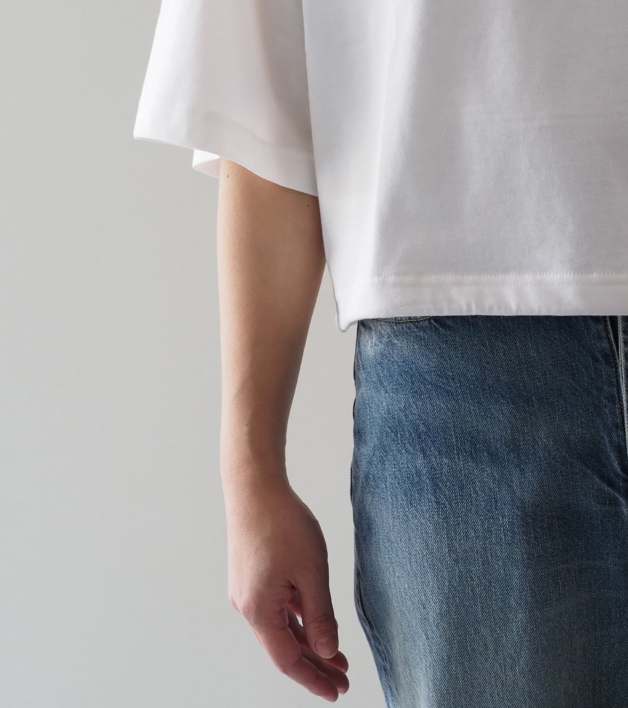 Americana Drawstring Hem Wide Cropped T-Shirt , Off White