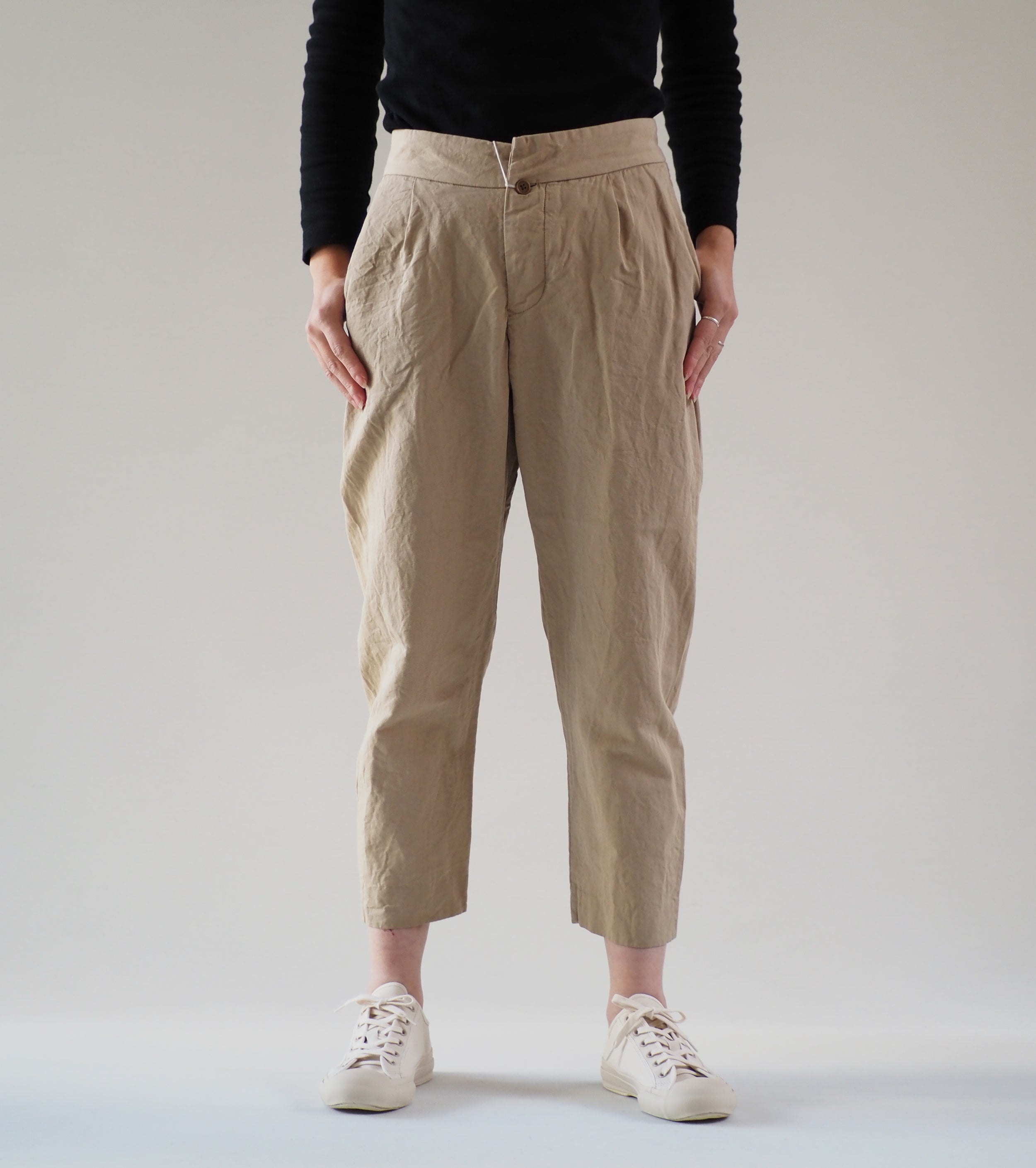 YAECA CANVAS DESIGN タックパンツ , Khaki – Navyblue