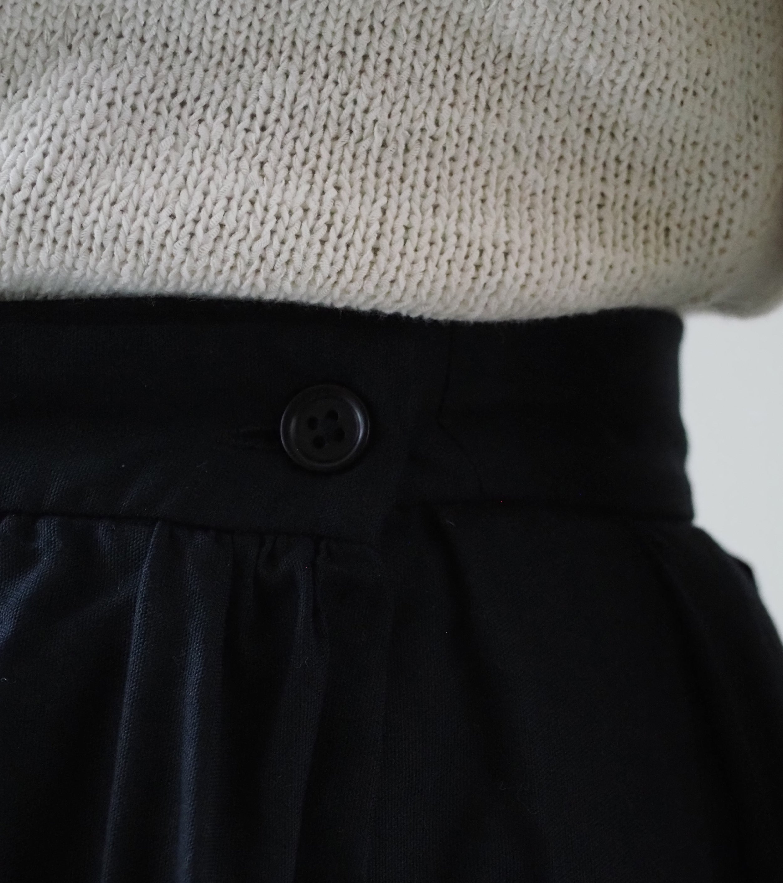 YAECA CANVAS DESIGN Tuck Skirt, Dark Navy