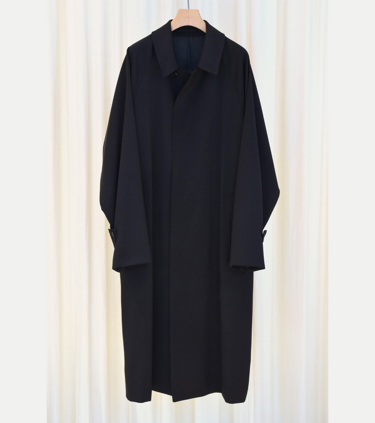 COMOLI Wool Gaba Ball Collar Coat , Black