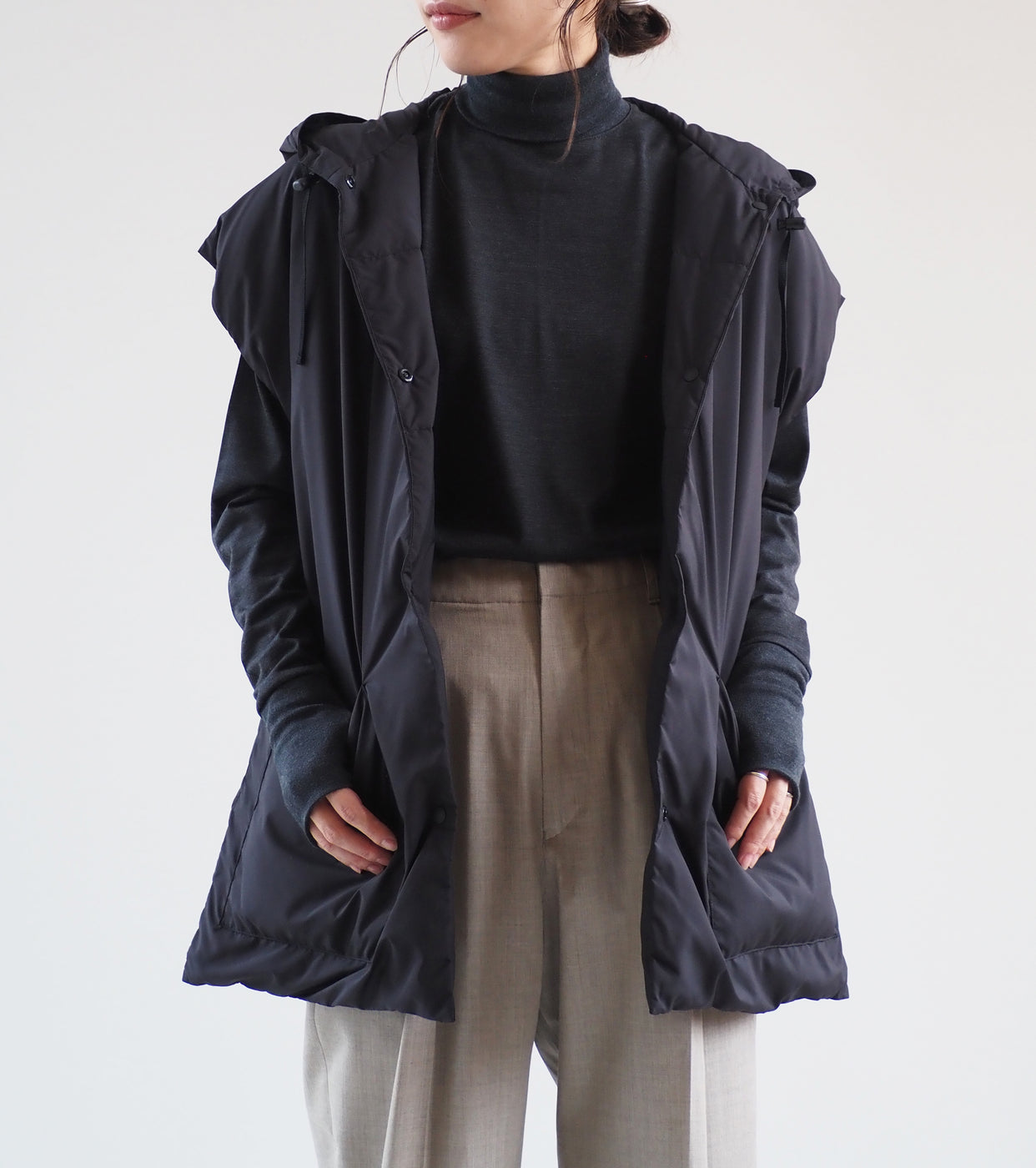blurhms Down Stole Jacket, Black