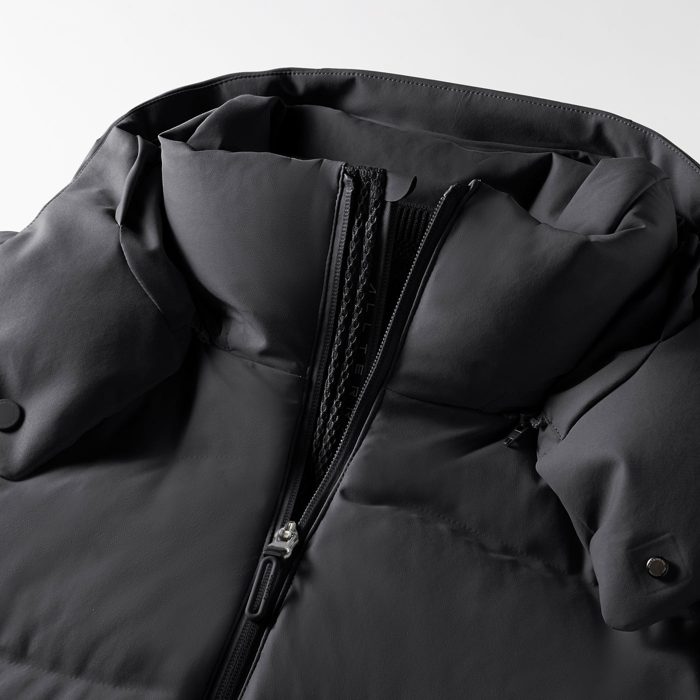 IZUSAWA DOWN JACKET "ANCHOR"