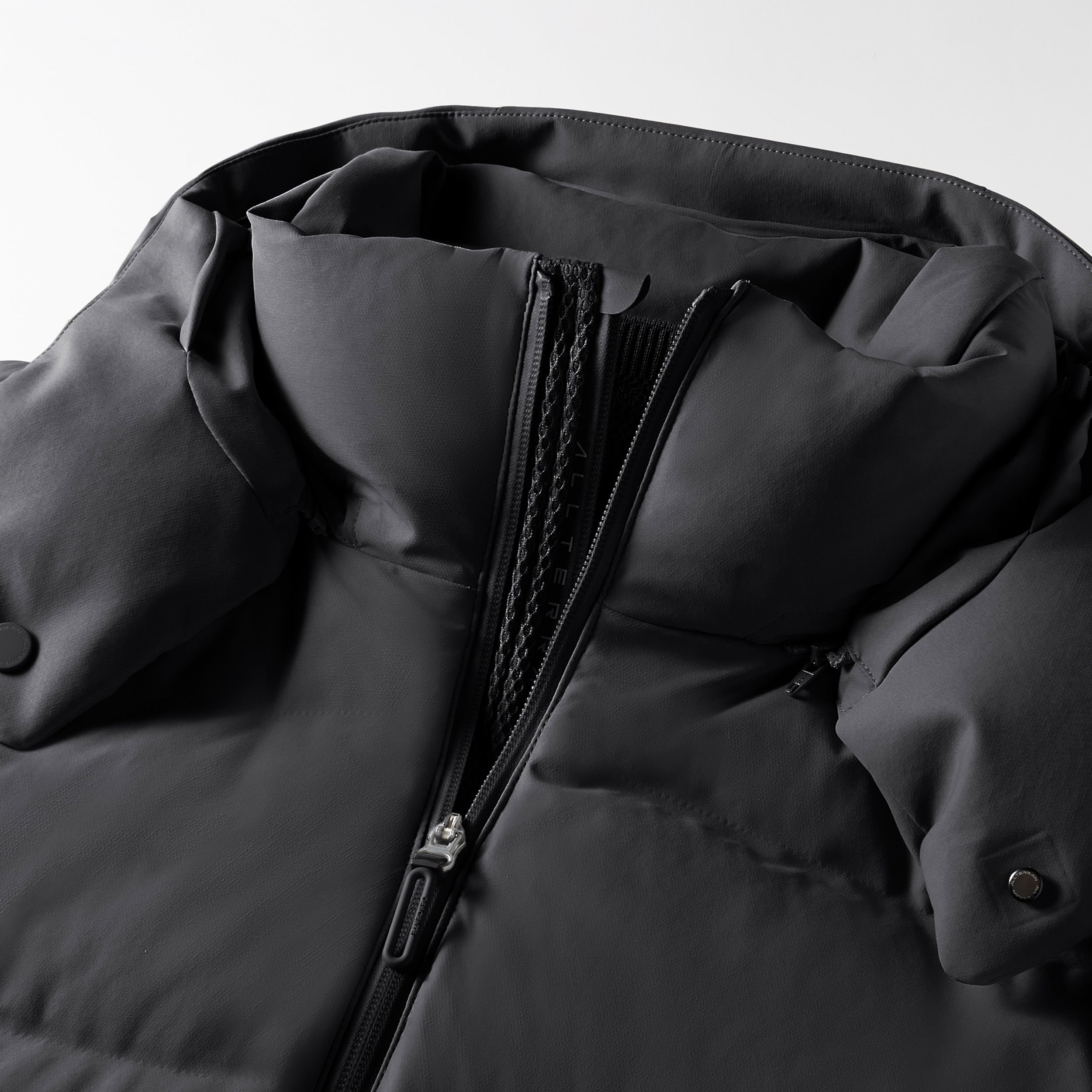 IZUSAWA DOWN JACKET "ANCHOR"