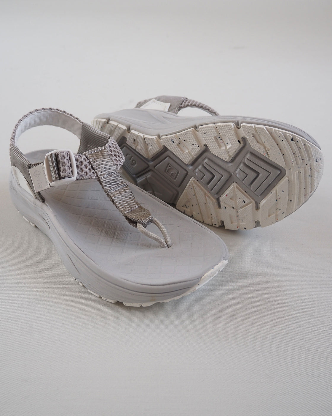 mguu,Grey