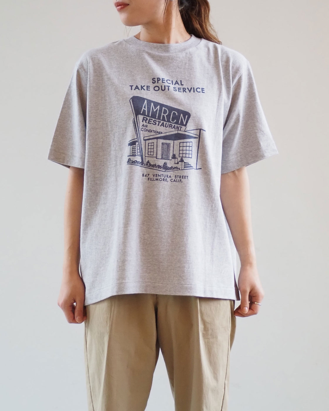 Souvenir Print Seamless Tee Shirt, Gray