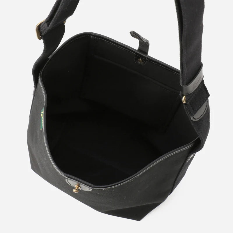 KINROSS Medium, Black