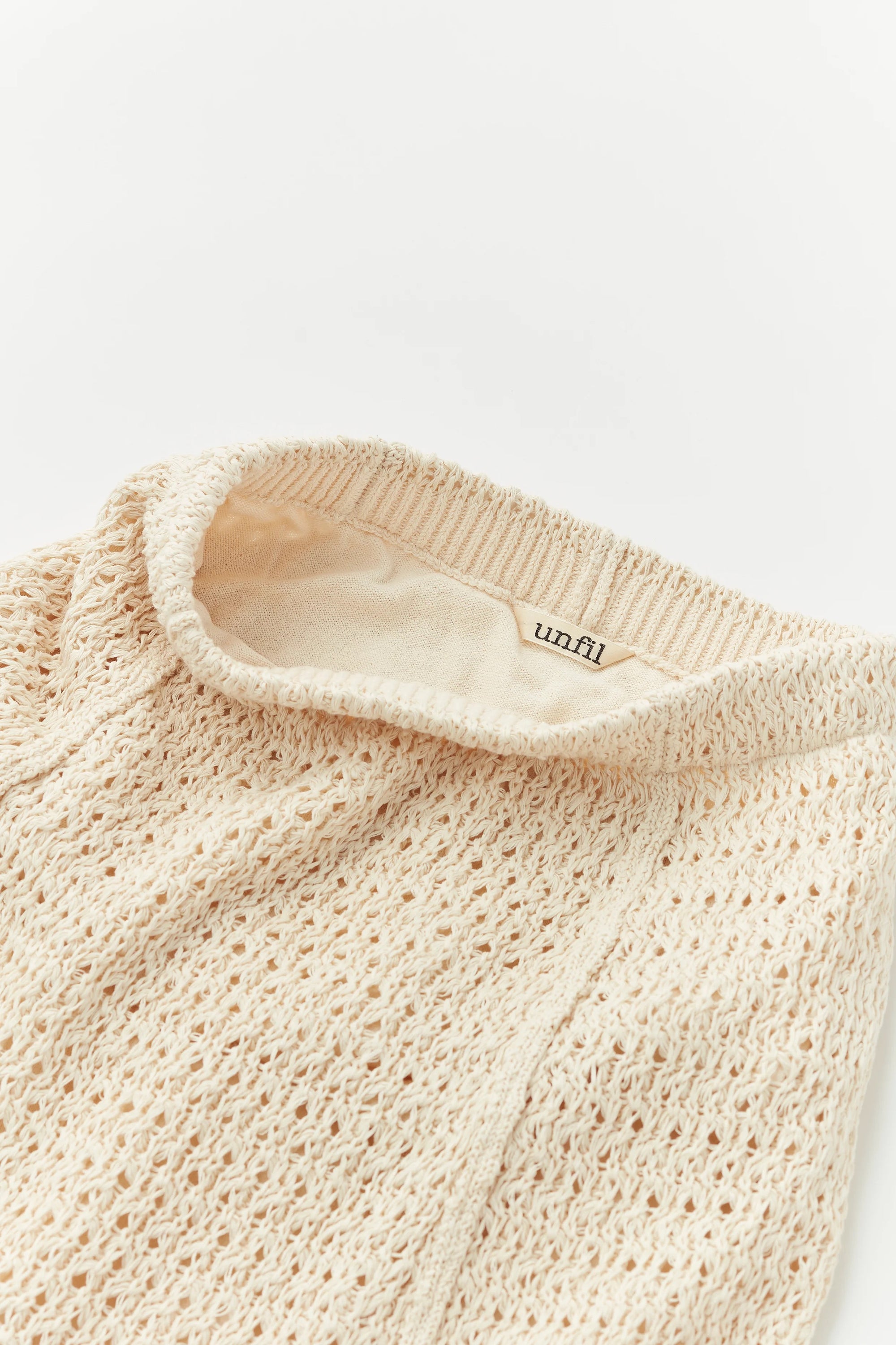Unfil double honeycomb mesh knit skirt, Ecru