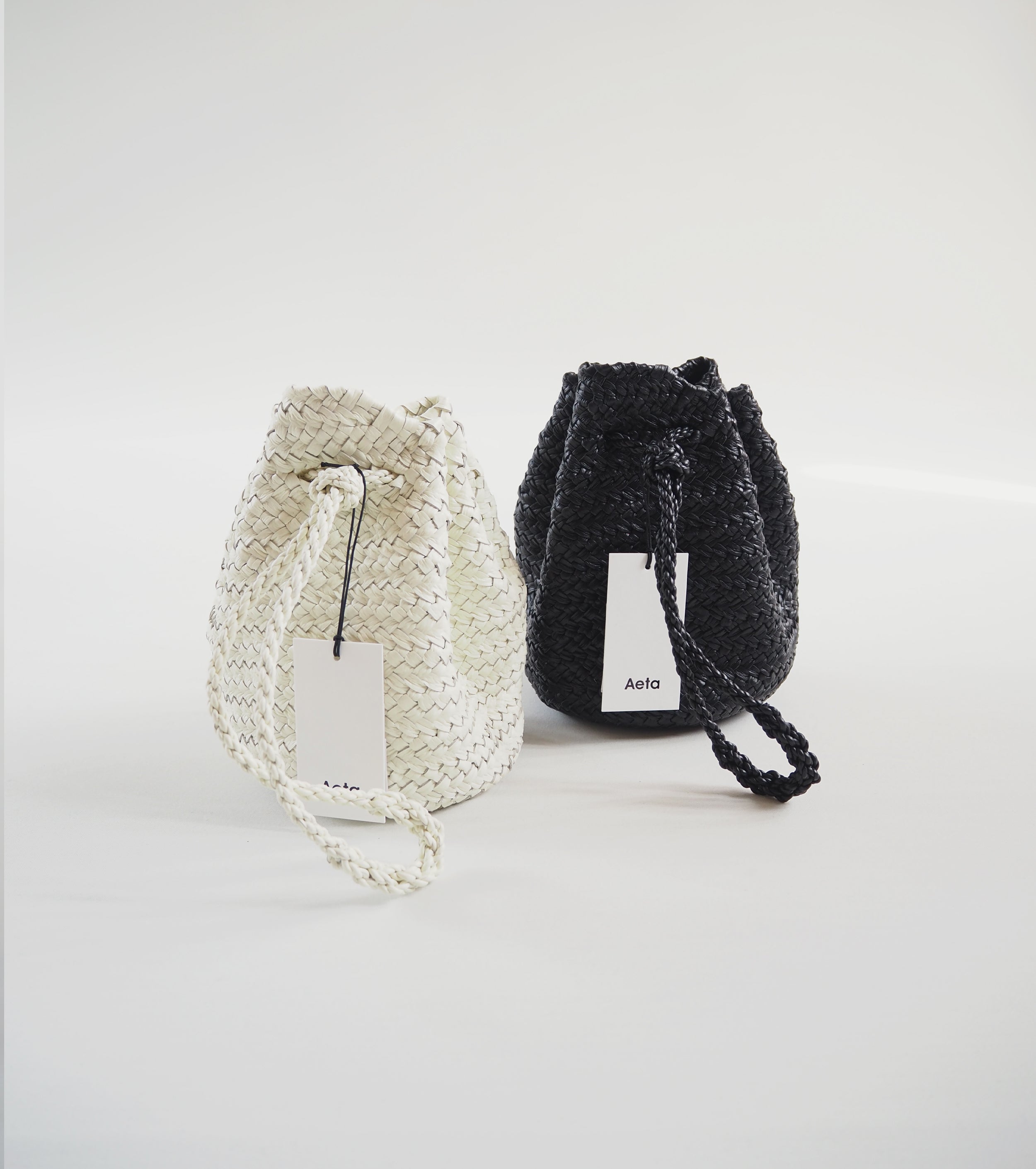 Aeta hand pouch: White