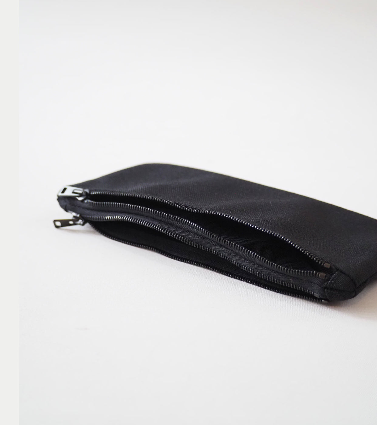 Aeta Pen Case , Black