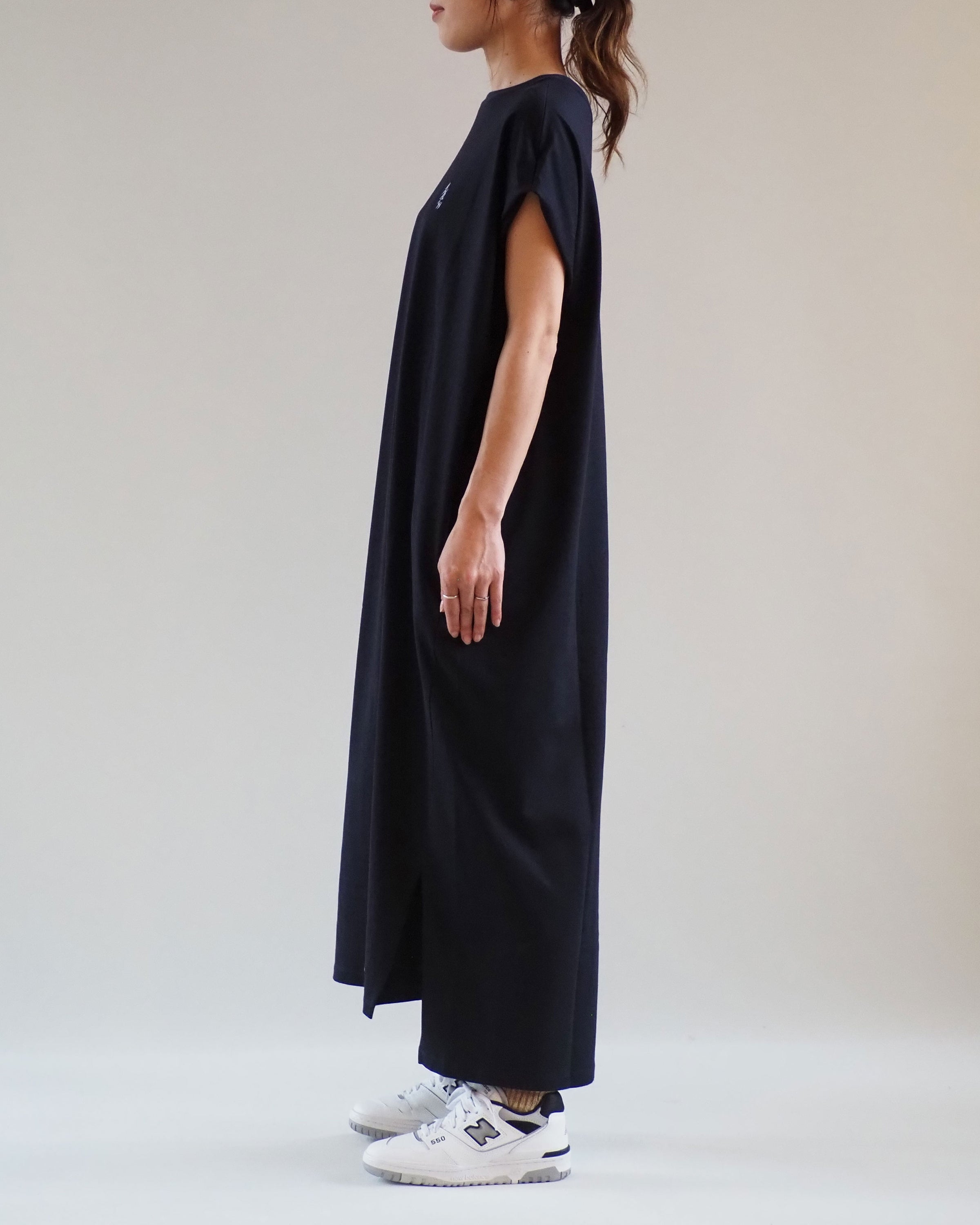 Sleeveless Wide Dress Seam Pockets, Navy