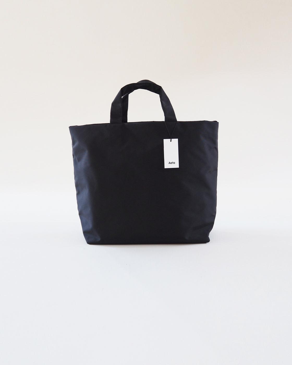 Shoulder tote, Black