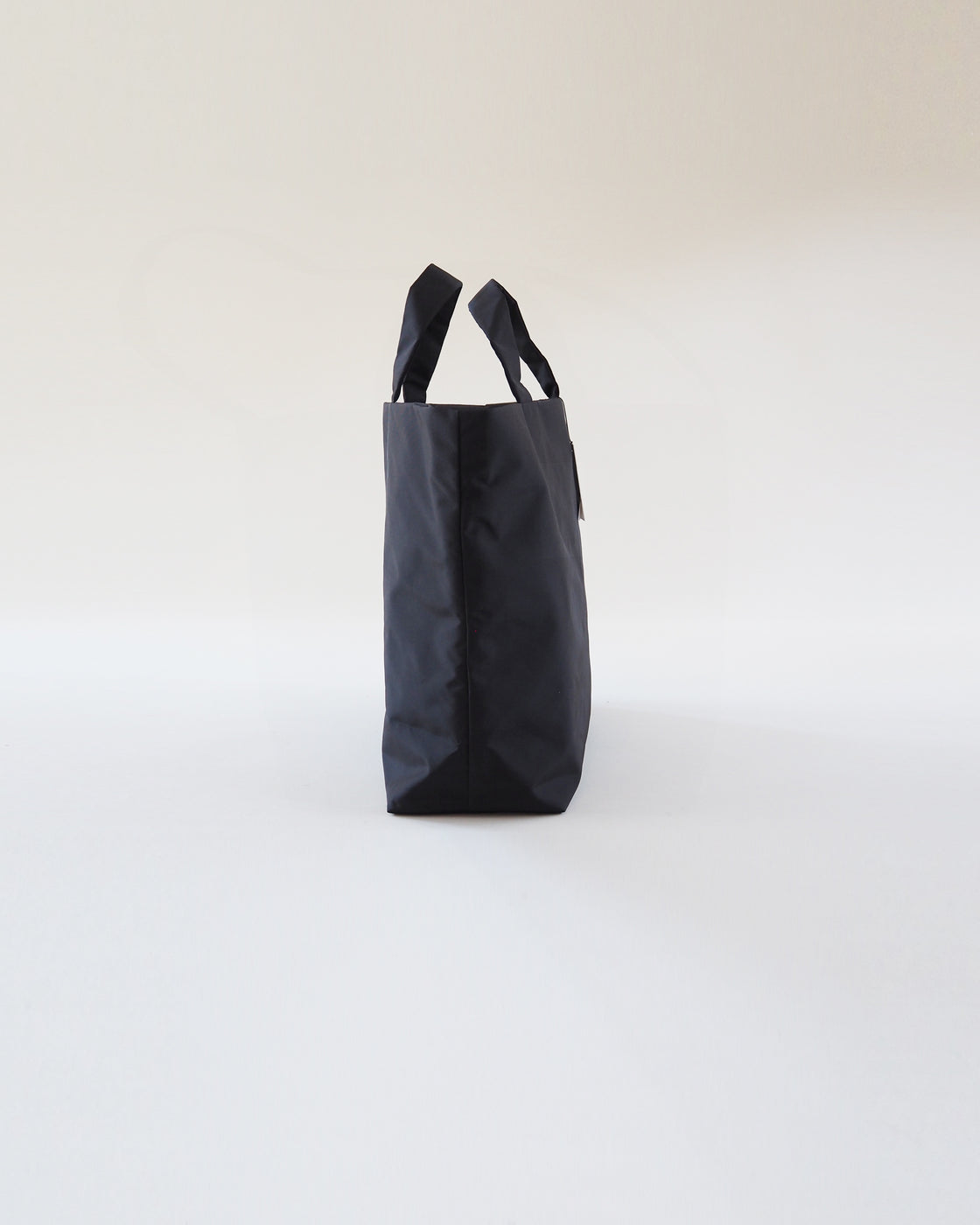 Shoulder tote, Black