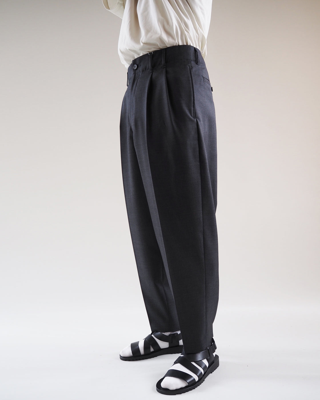 Summer Wool Gabardine Two-Tuck Wide Tapered Pants, Charcoal Top