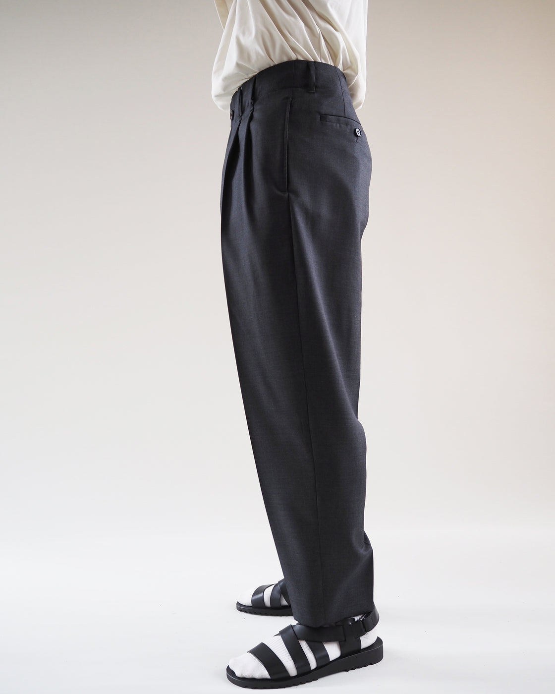 Summer Wool Gabardine Two-Tuck Wide Tapered Pants, Charcoal Top