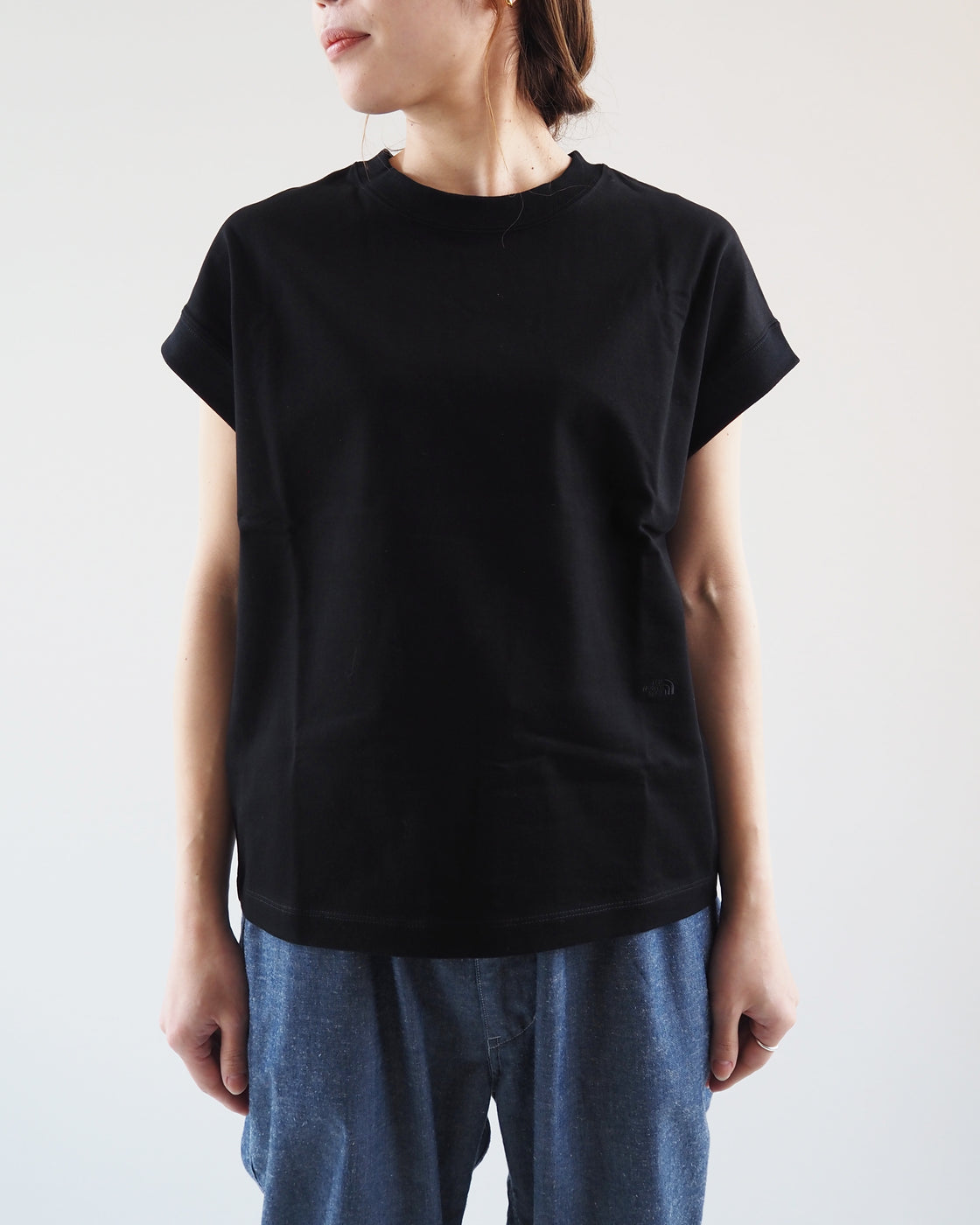 Cropped Sleeve Tee, Black