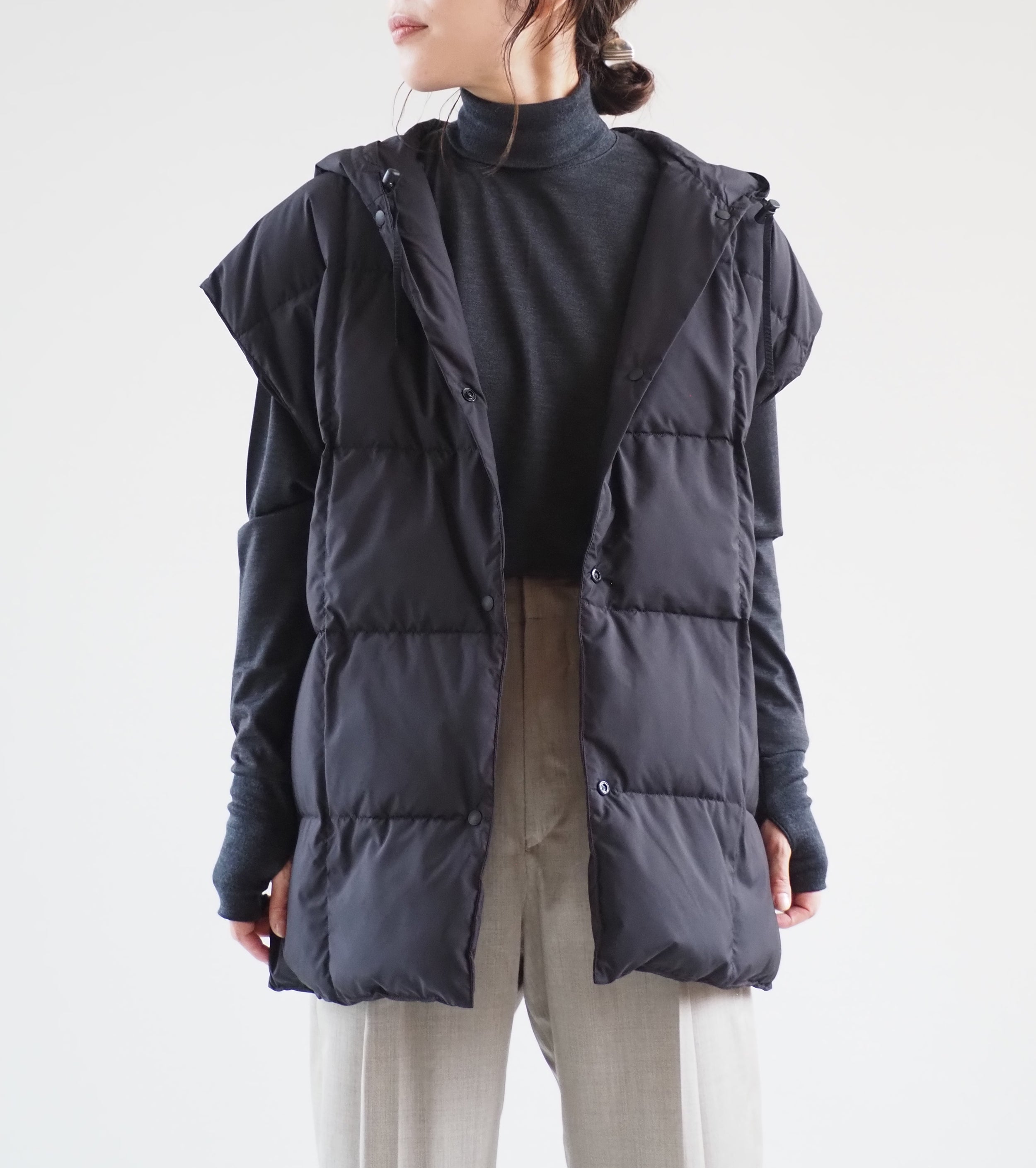 blurhms Down Stole Jacket, Black