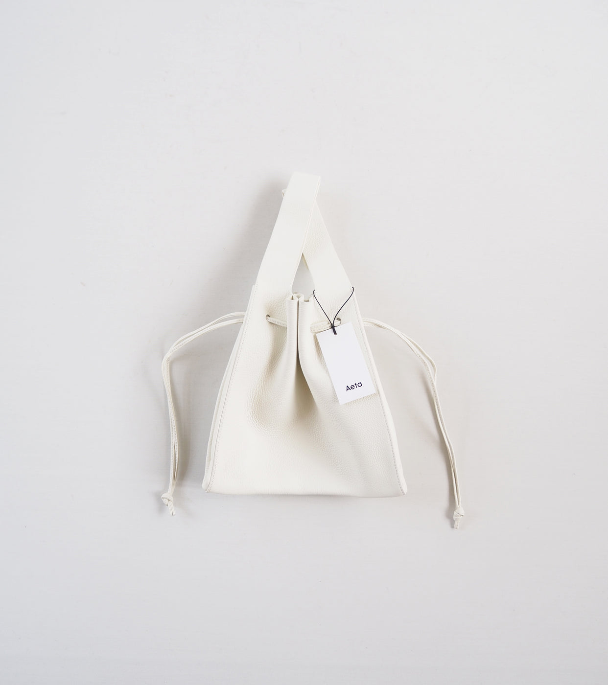 Aeta TOTE : S,White