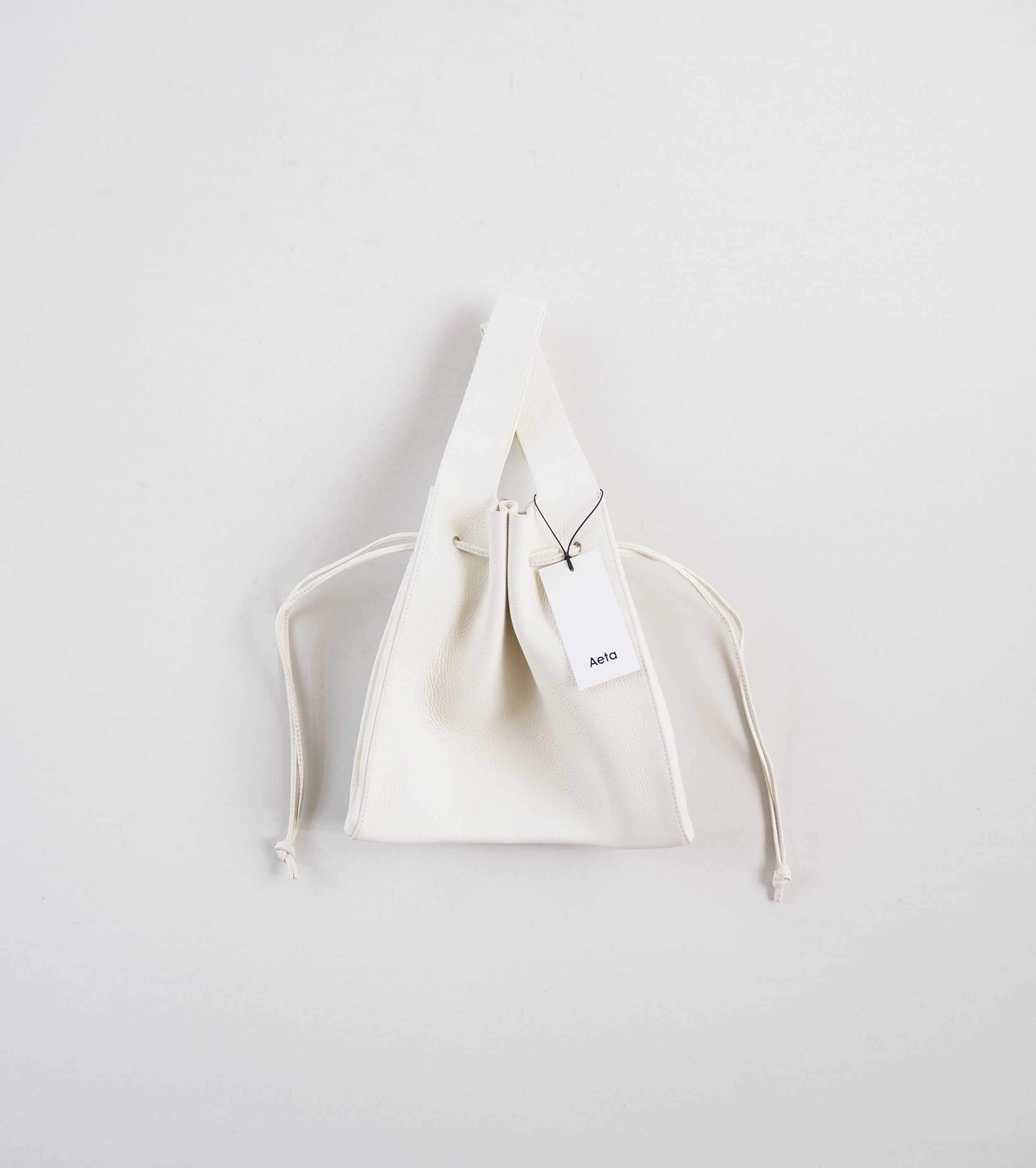 Aeta TOTE : S,White
