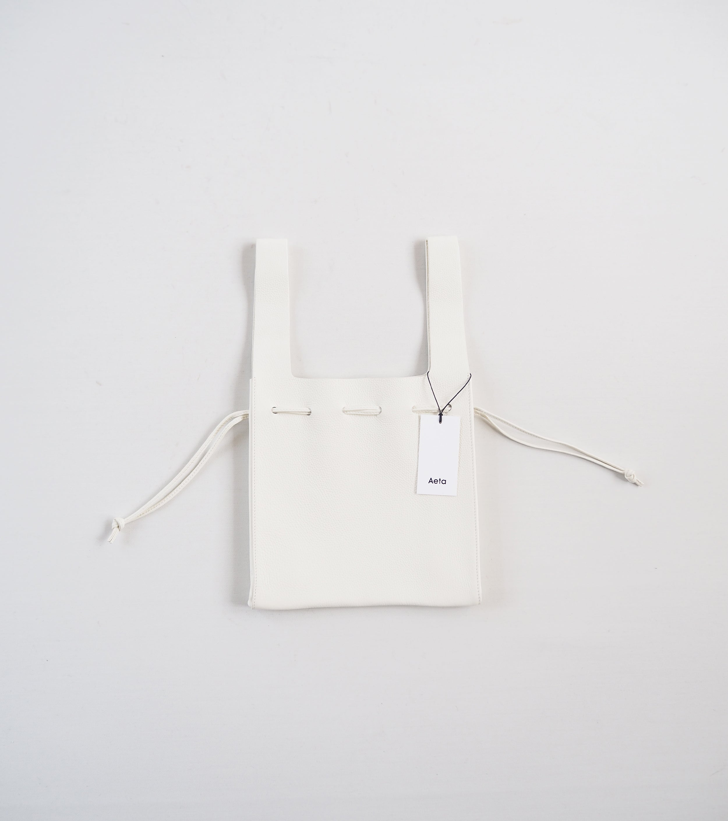 Aeta TOTE : S,White