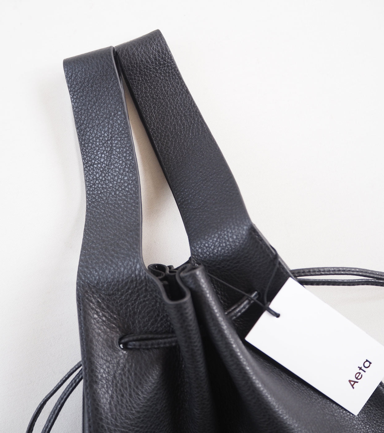 Aeta TOTE : S,Black