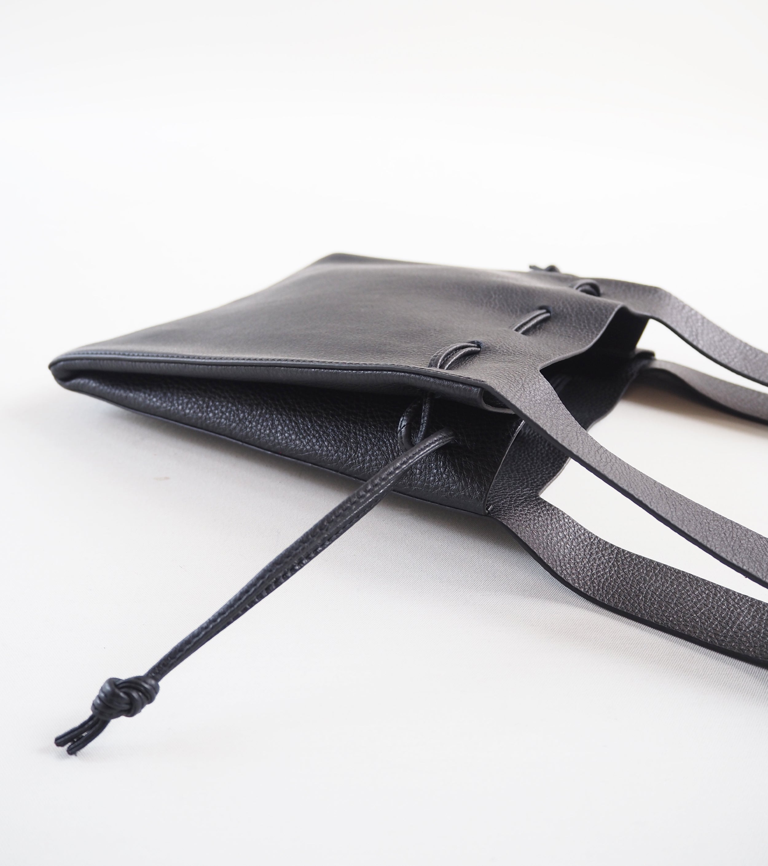 Aeta TOTE : S,Black