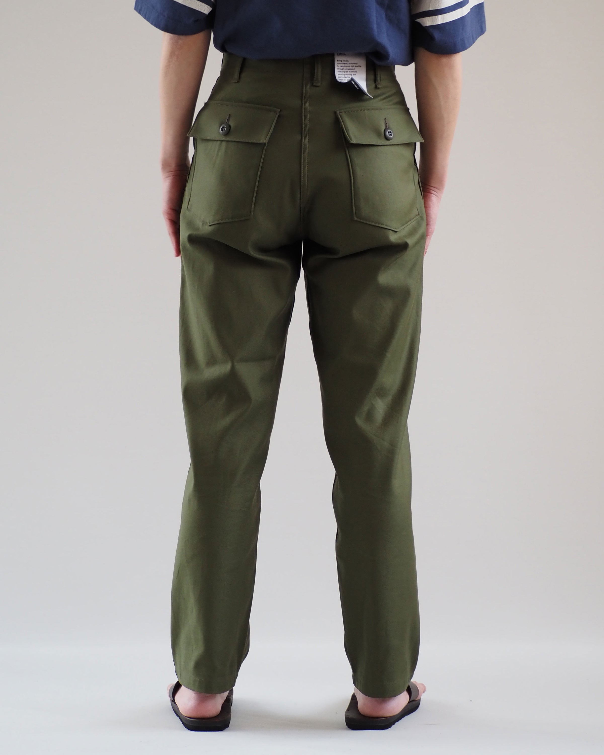 Subin cotton back satin baker pants, Khaki