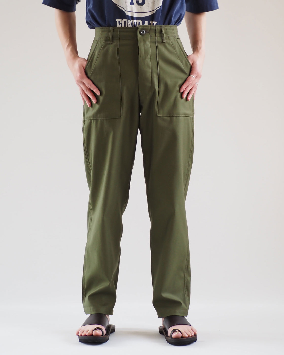 Subin cotton back satin baker pants, Khaki