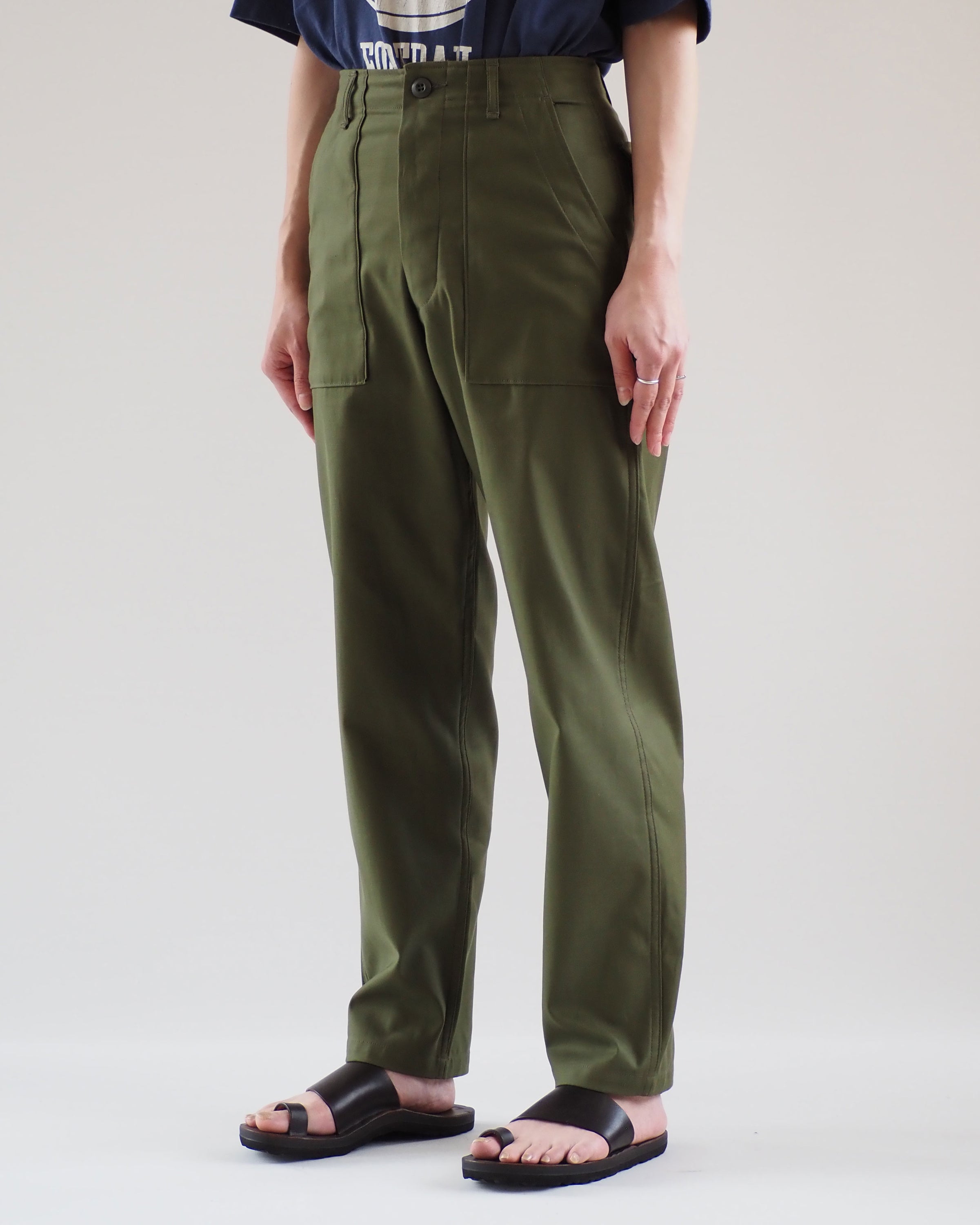 Subin cotton back satin baker pants, Khaki
