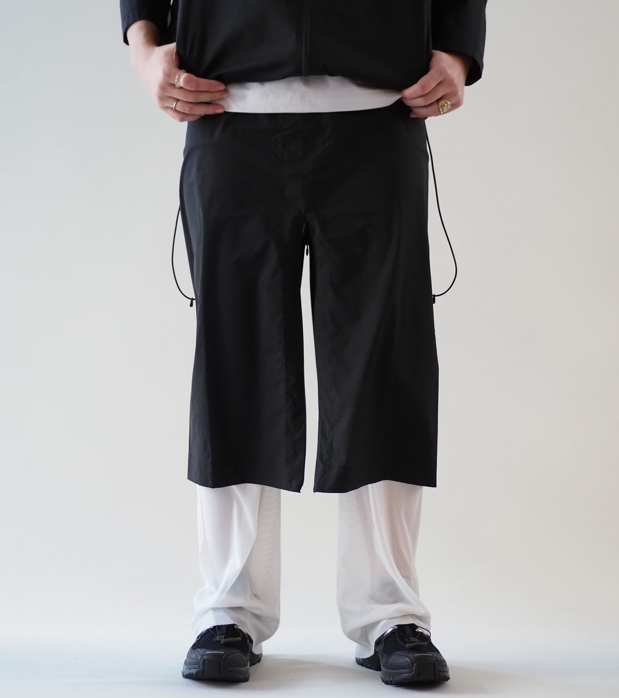 ALWEL Light Weight Covered Skirt, Black
