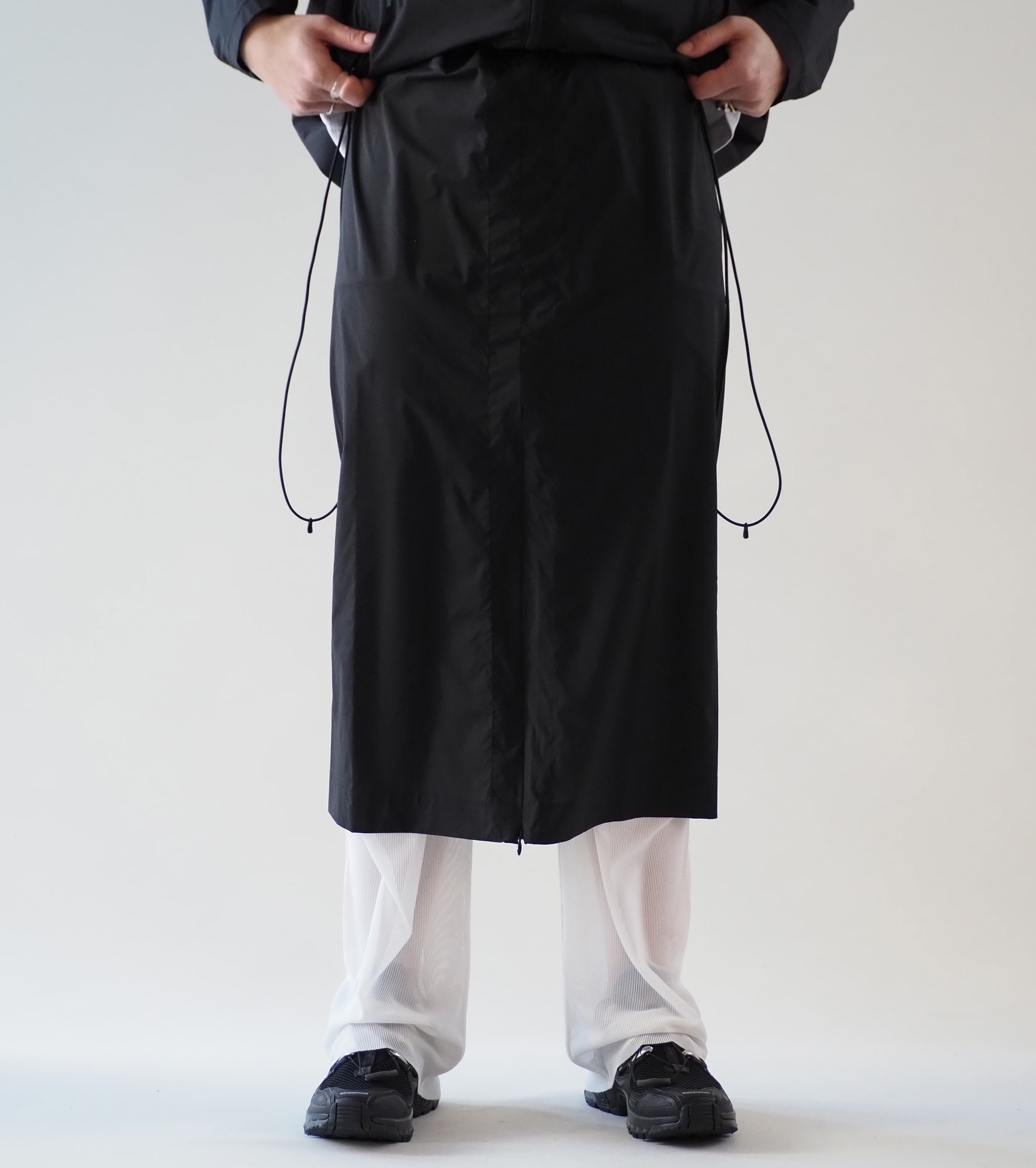 ALWEL Light Weight Covered Skirt, Black