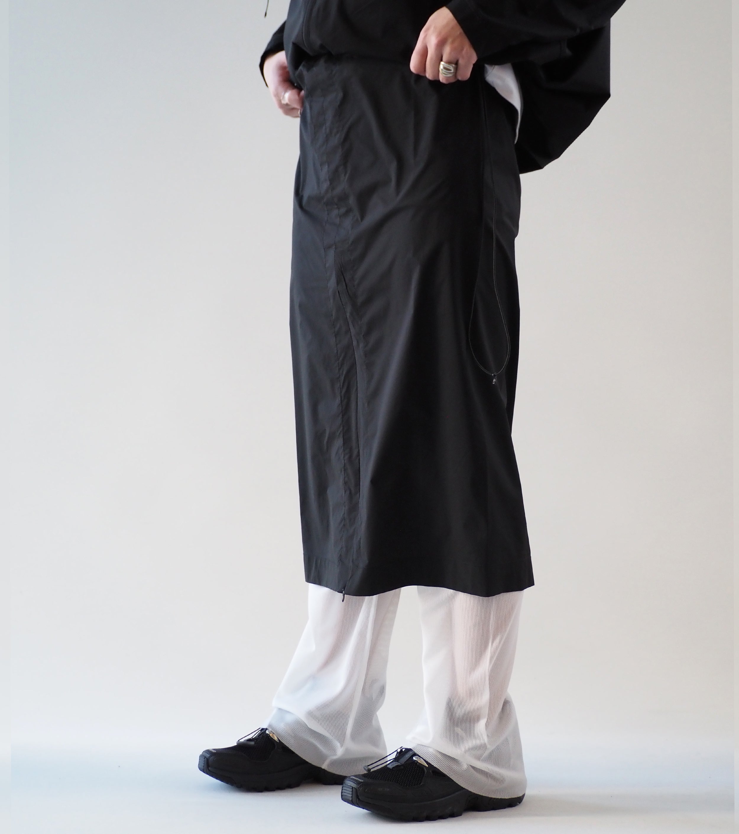 ALWEL Light Weight Covered Skirt, Black