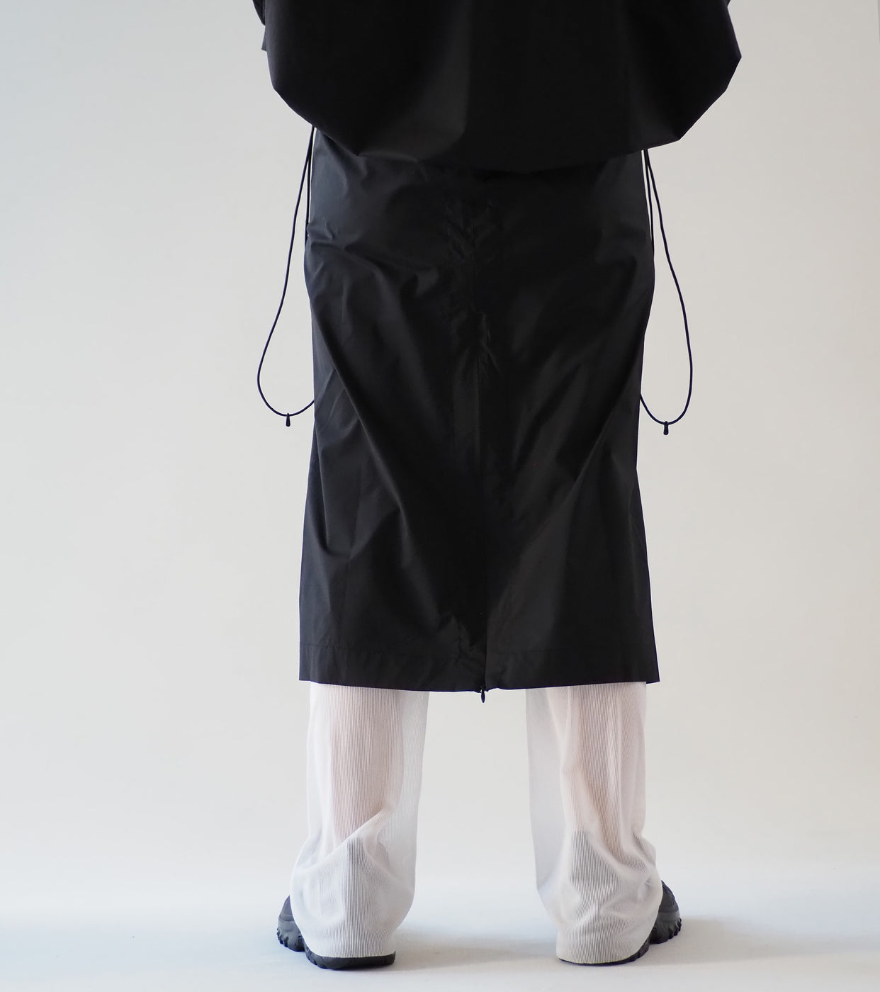 ALWEL Light Weight Covered Skirt, Black