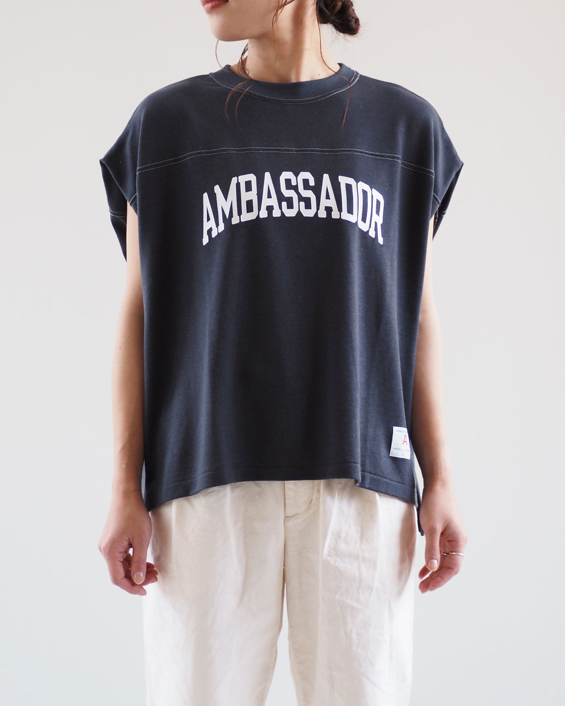 Sleeveless Short Football Tee, Sumikuro