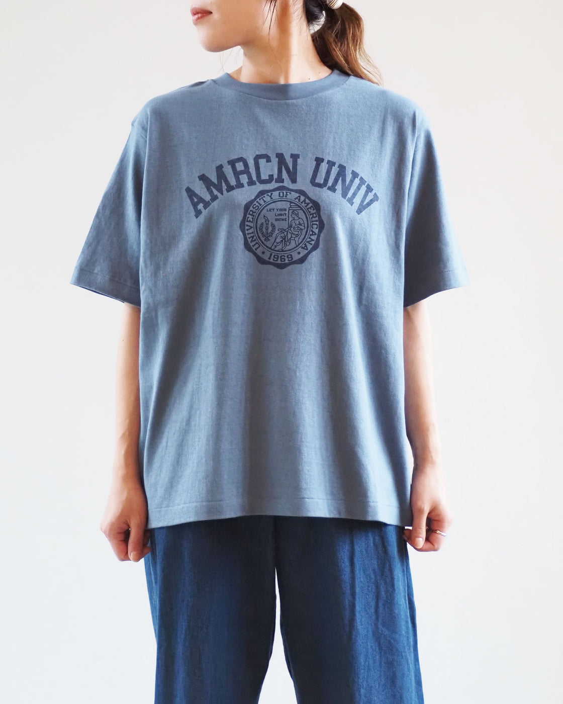 Souvenir Print Seamless Tee Shirt, Blue Gray