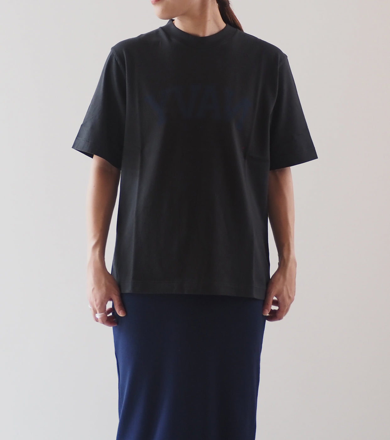 blurhms ROOT STOCK Navyblue Printed Tee shirt Standard ,Ink Black