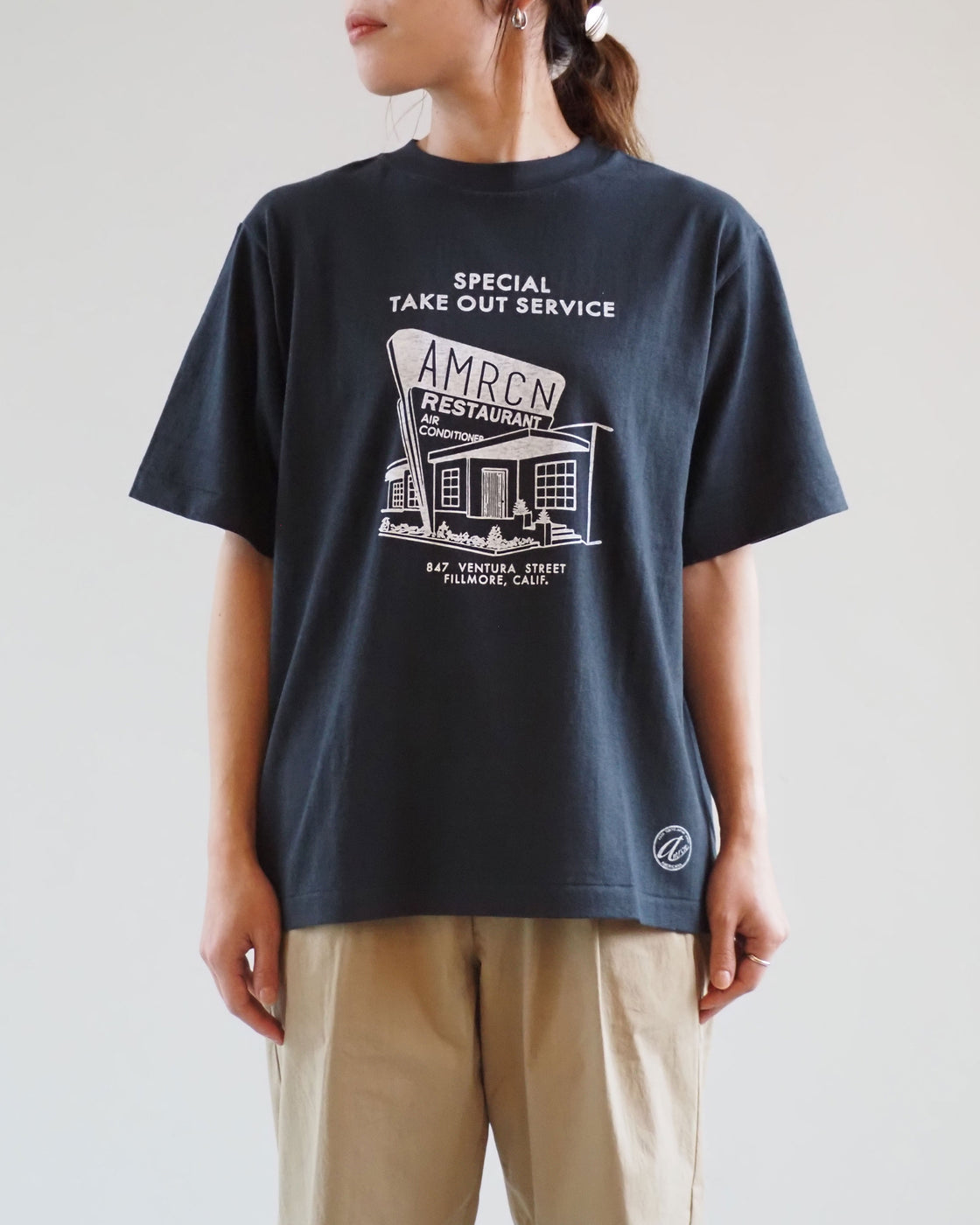 Souvenir Print Seamless Tee Shirt, Sumikuro