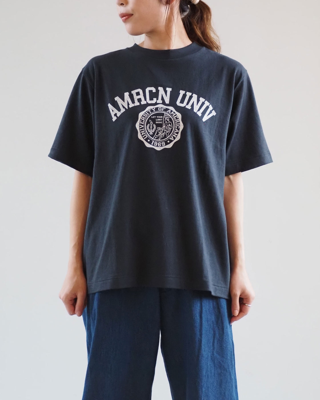 Souvenir Print Seamless Tee Shirt, Sumikuro