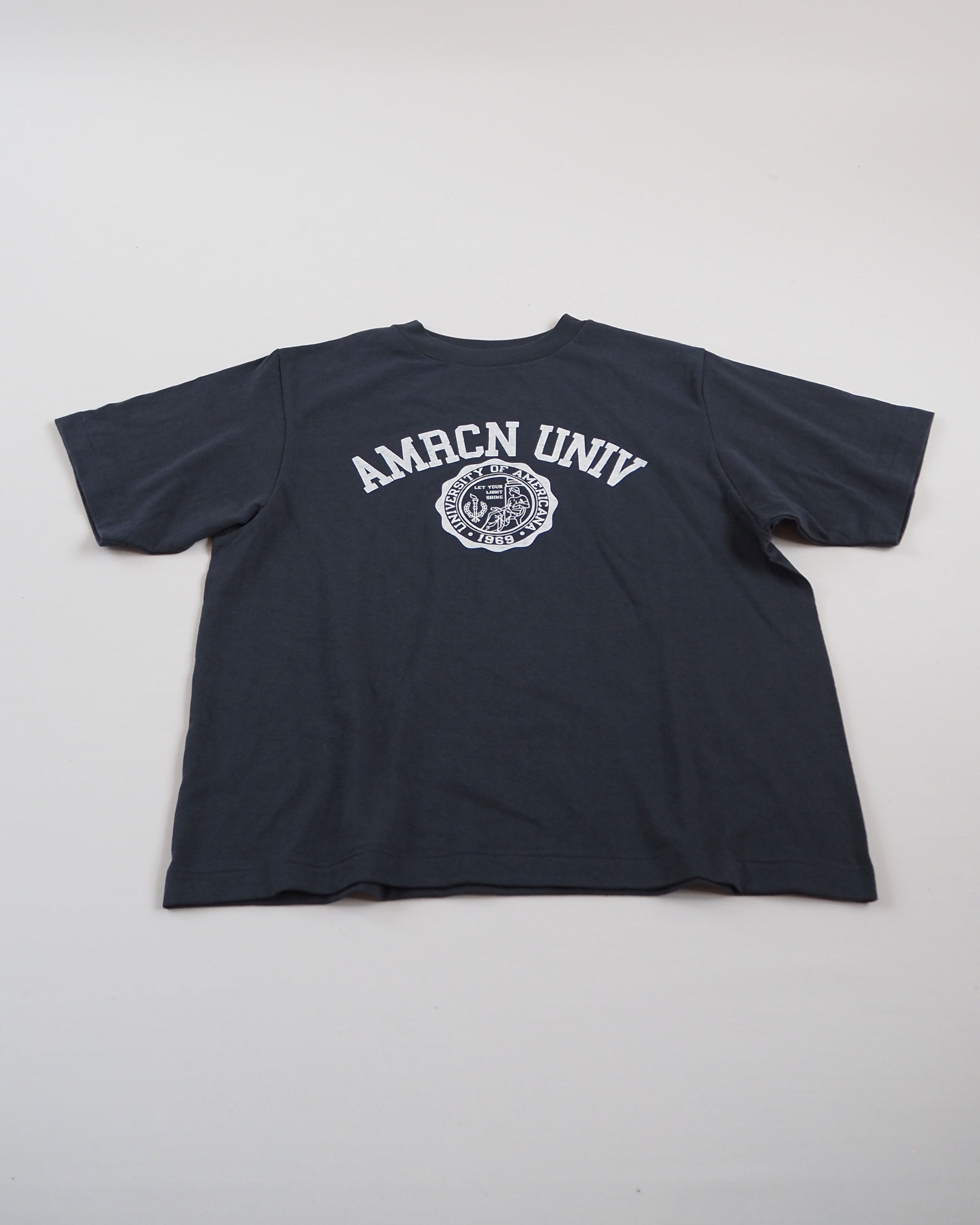 Souvenir Print Seamless Tee Shirt, Sumikuro