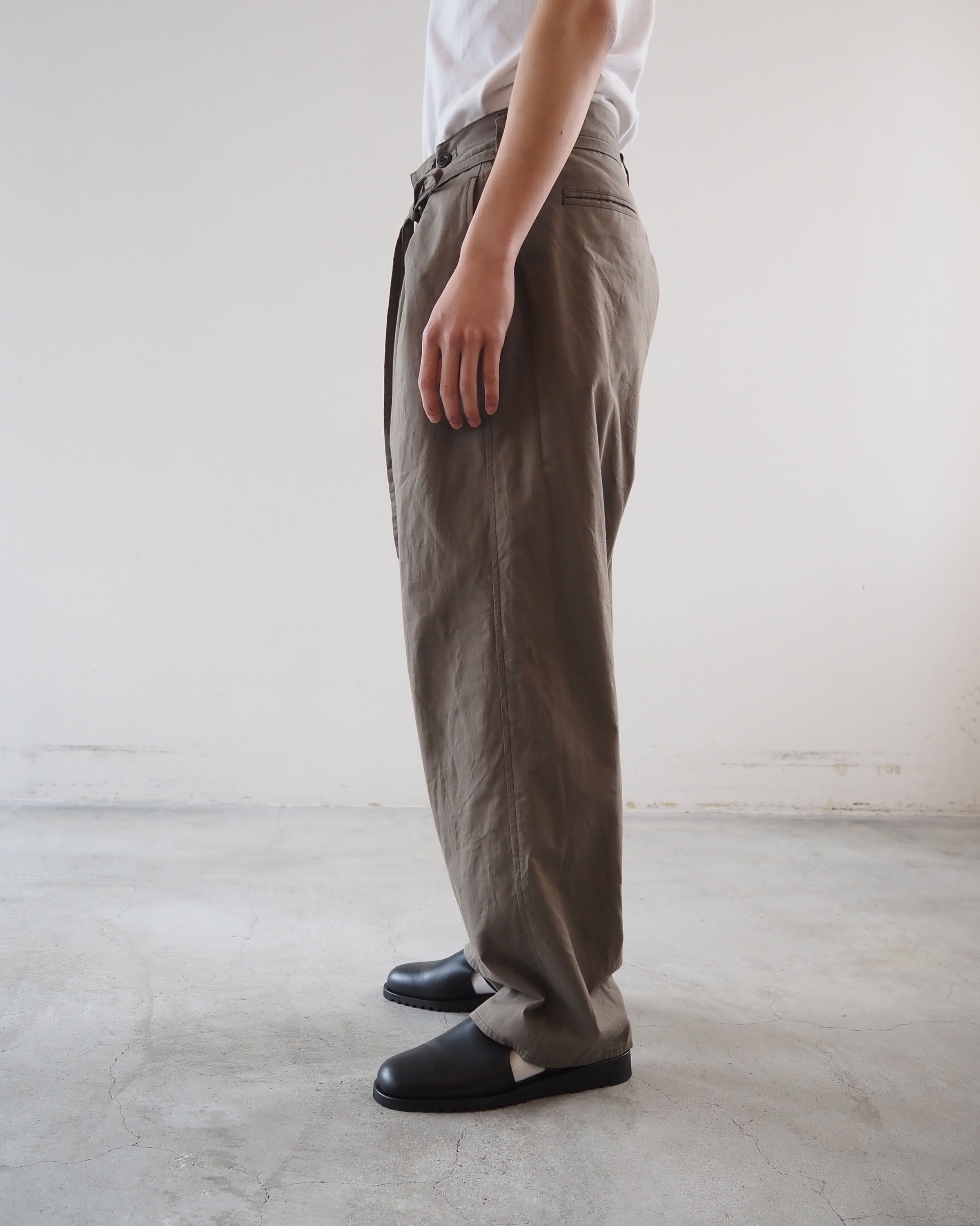 Selvage Twill Button Tuck Easy Pants, Sage